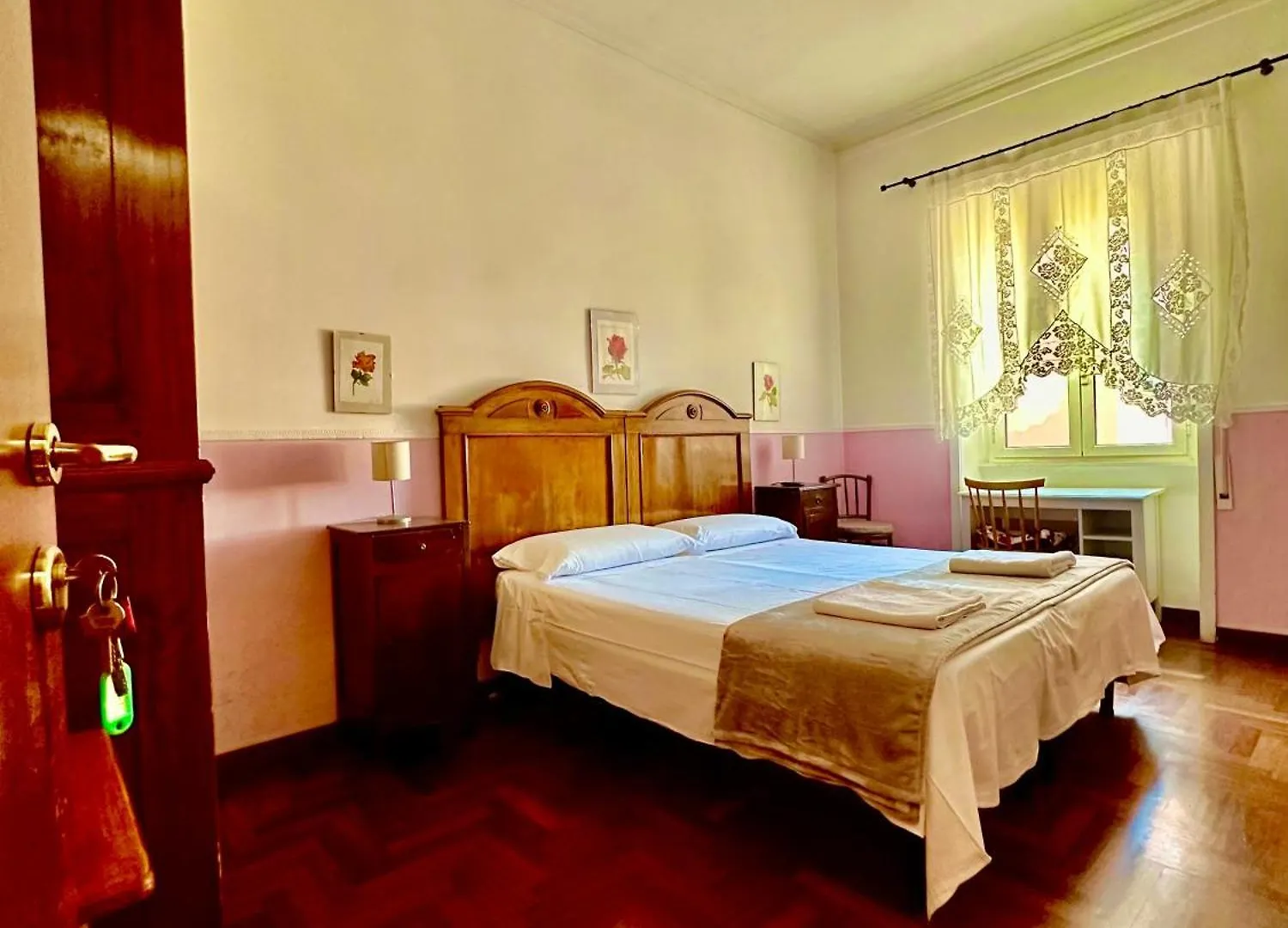 Pardis Guest House Roma Italia
